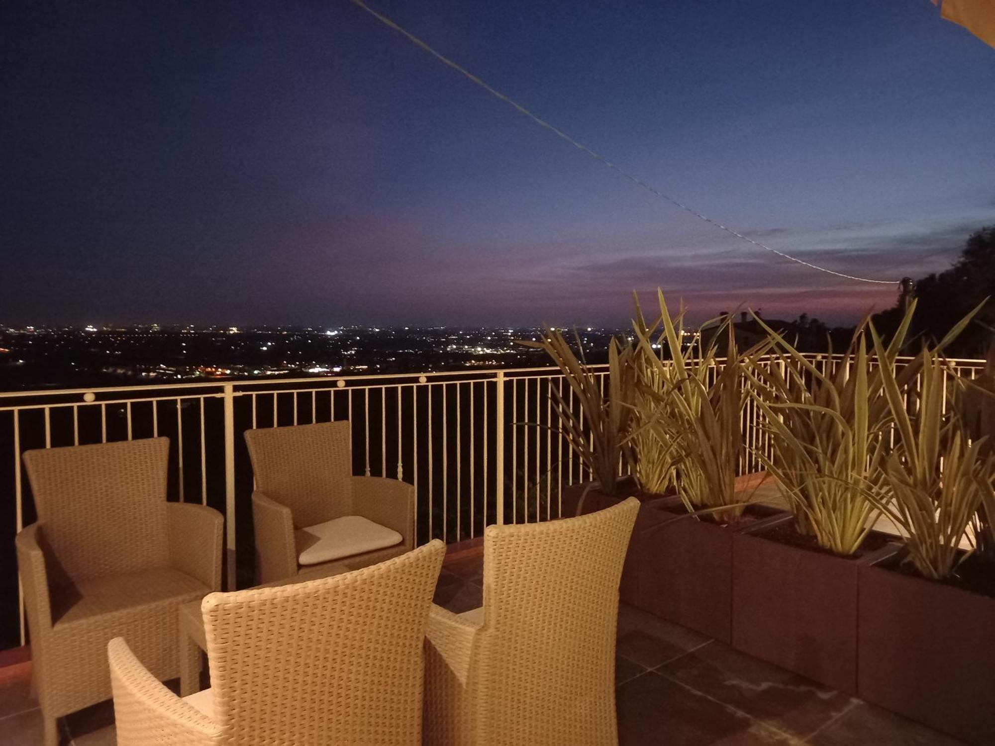 Terrazza San Vettore Camere Con Colazione, Relax In Collina Con Vista Sui Vigneti Docg Asolo Maser Exterior photo