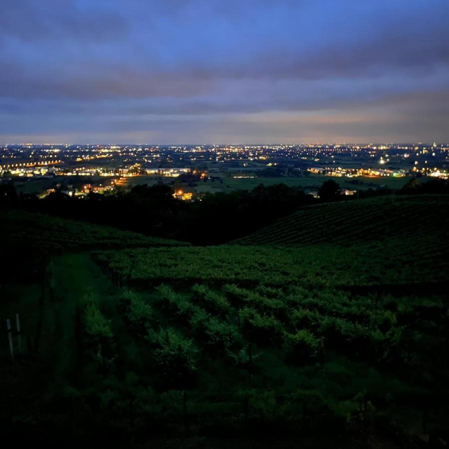 Terrazza San Vettore Camere Con Colazione, Relax In Collina Con Vista Sui Vigneti Docg Asolo Maser Exterior photo